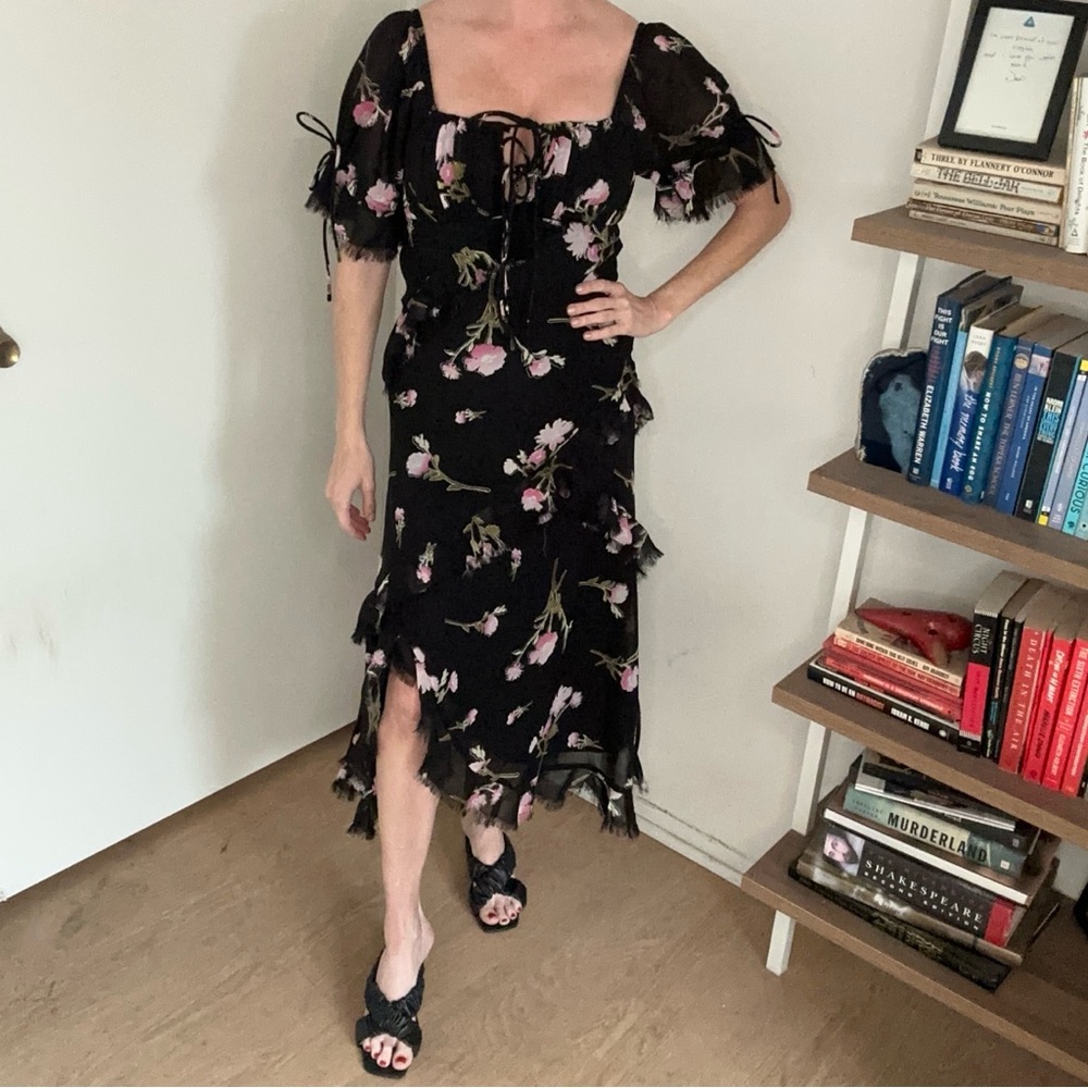 Topshop US Size 4 Floral & Black Midi Dress with Asymmetrical Hem - Picture 5 of 8